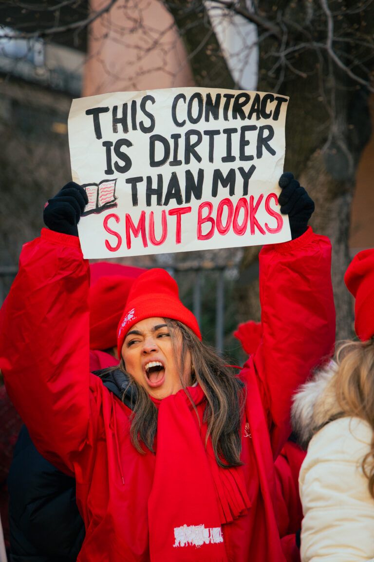 A member of NYSNA, the largest nursing union in the country, strikes with a sign that went viral.